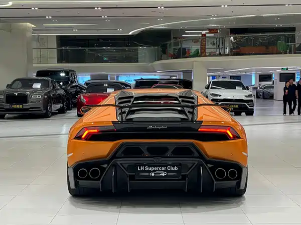 Lamborghini Huracan 2016