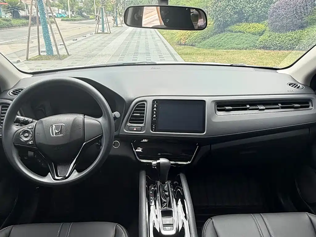 Honda Vezel 2022 — фото 9