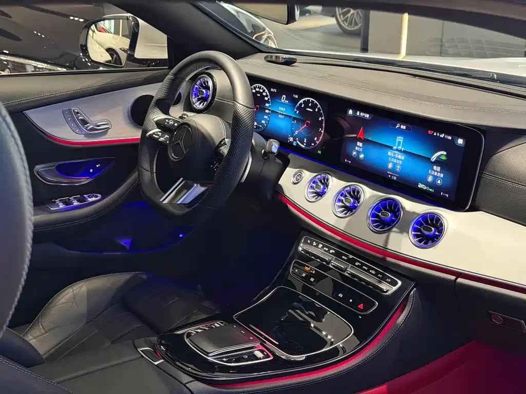 Mercedes-Benz E-Class 2022 — фото 11