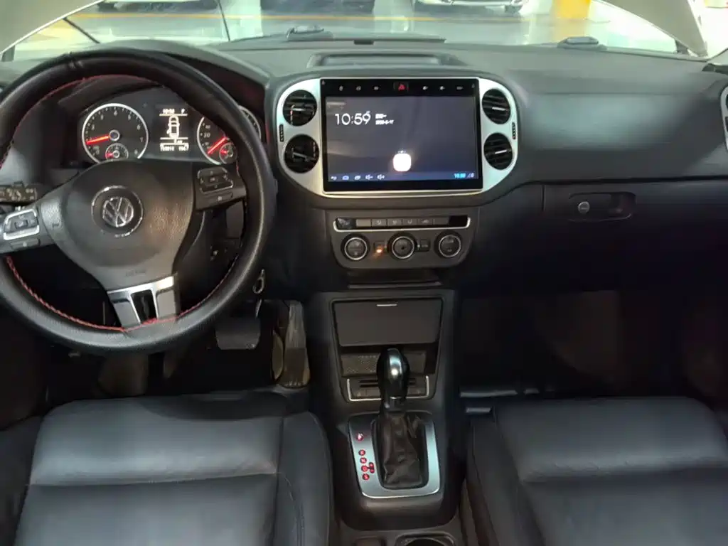 Volkswagen Tiguan 2015 — фото 10