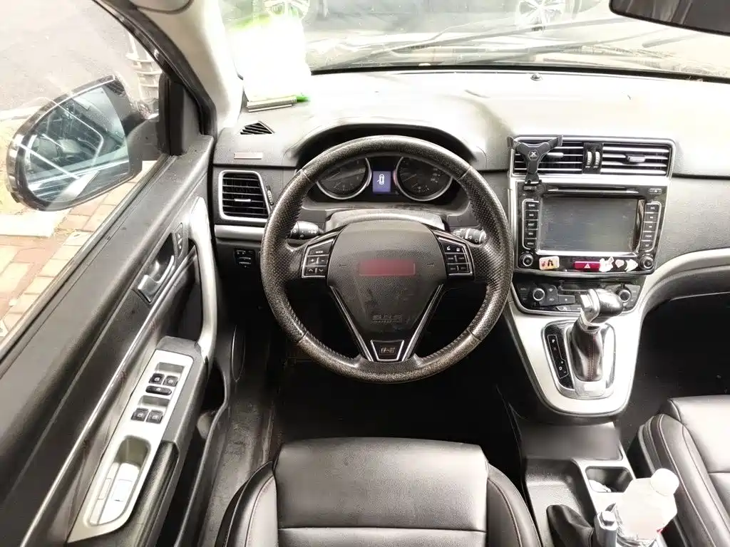 Haval H6 2015 — фото 11