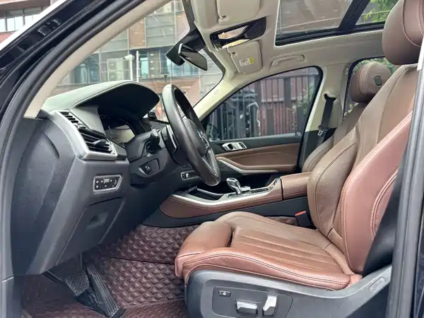 BMW X5 2021