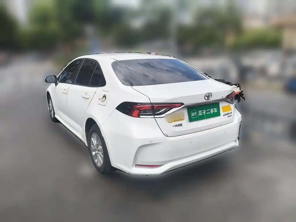 Toyota Corolla 2020 — фото 25