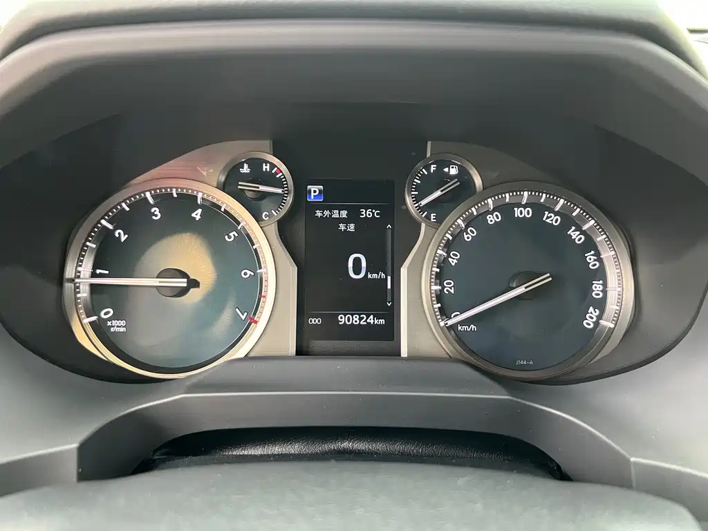 Toyota Prado 2018 — фото 13