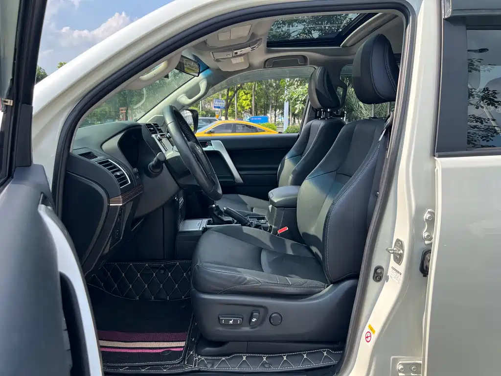 Toyota Prado 2018 — фото 16