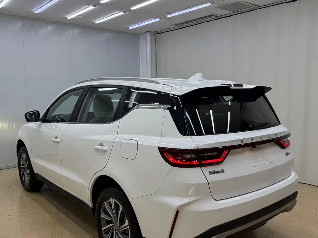 Geely Vision X6 2025