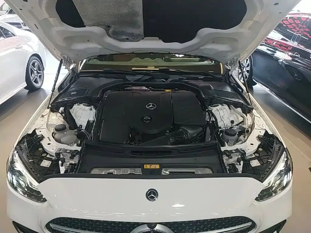 Mercedes-Benz C-Class 2022 — фото 20