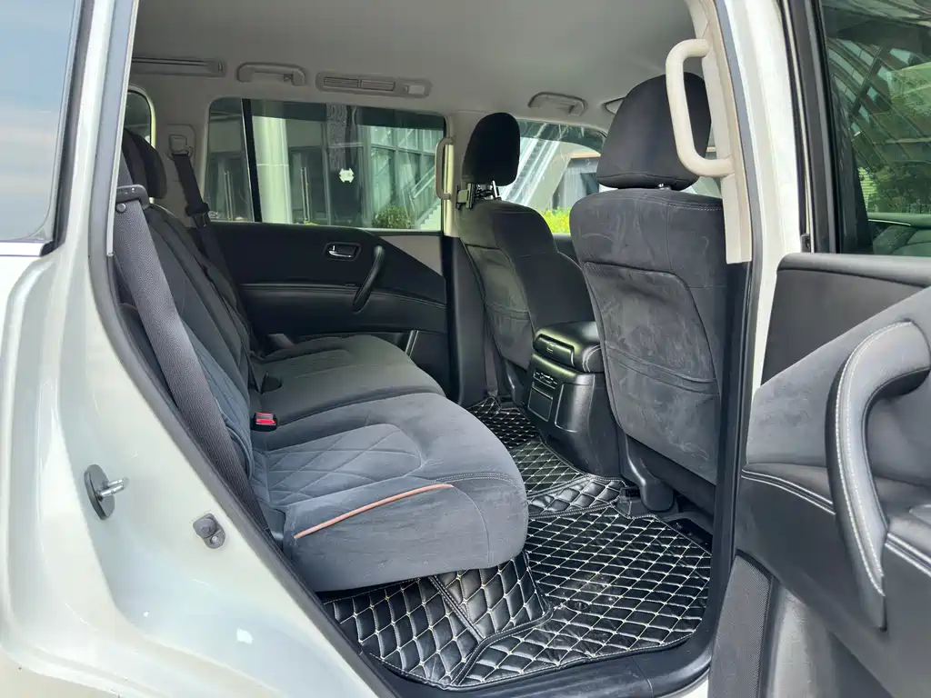 Nissan Patrol 2017 — фото 12