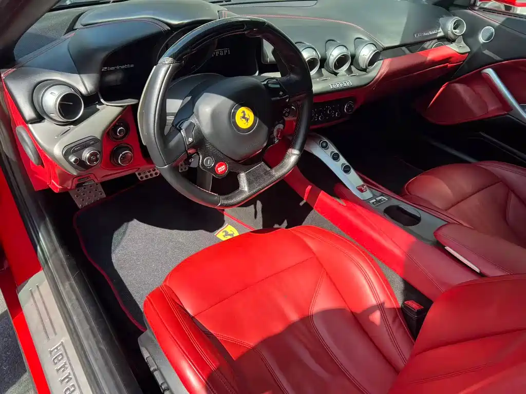 Ferrari F12berlinetta 2014 — фото 11