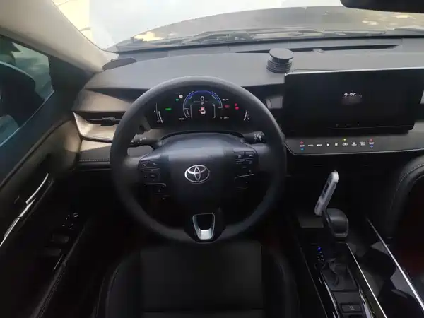 Toyota Camry 2024
