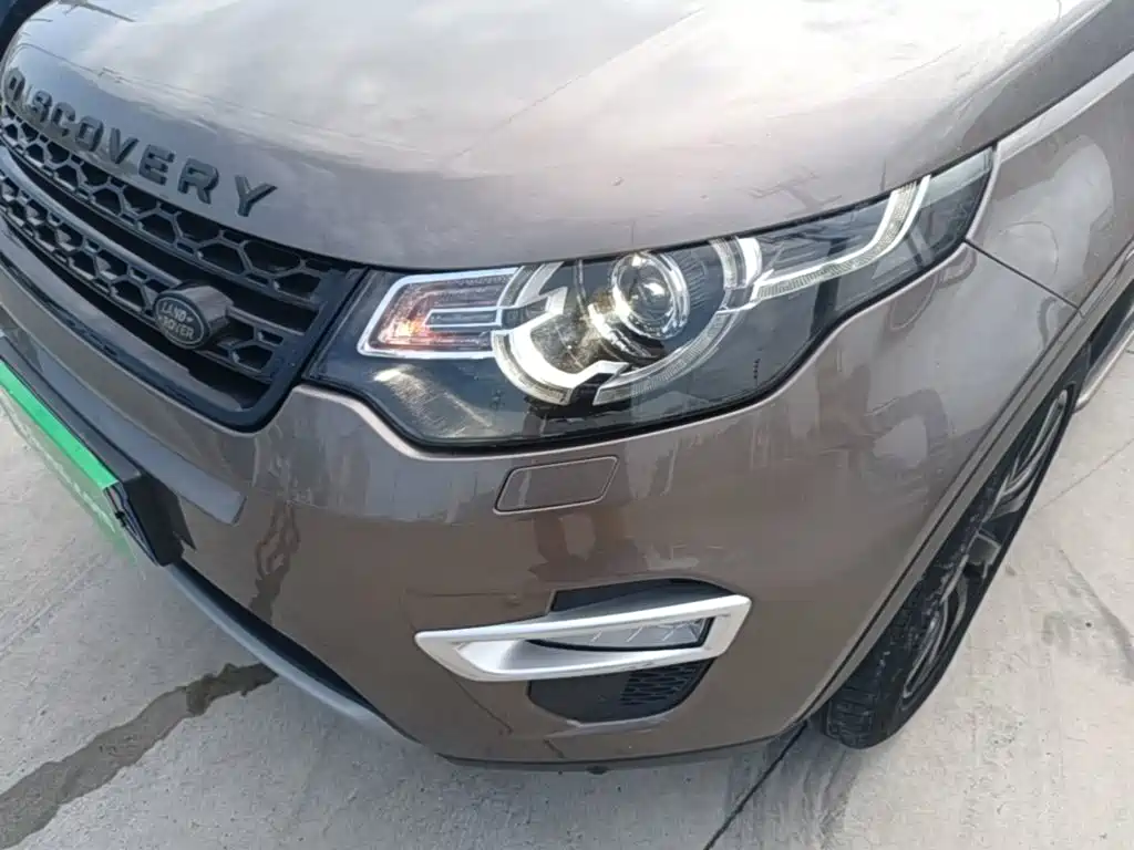 Land Rover Discovery Sport 2017 — фото 24