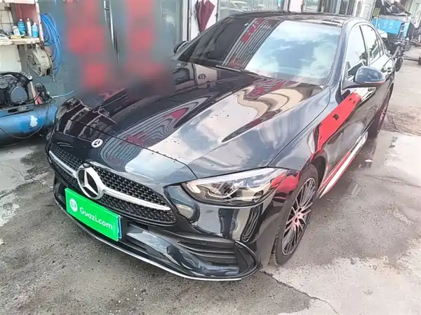 Mercedes-Benz C-Class 2024