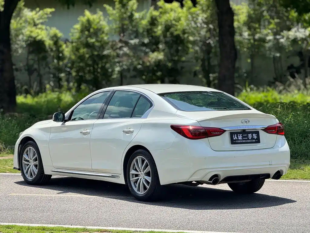Infiniti Q50L 2018 — фото 6