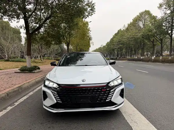Dongfeng Yixuan MAX 2023