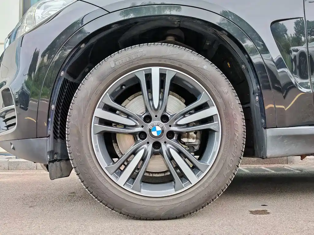 BMW X5 2018 — фото 7