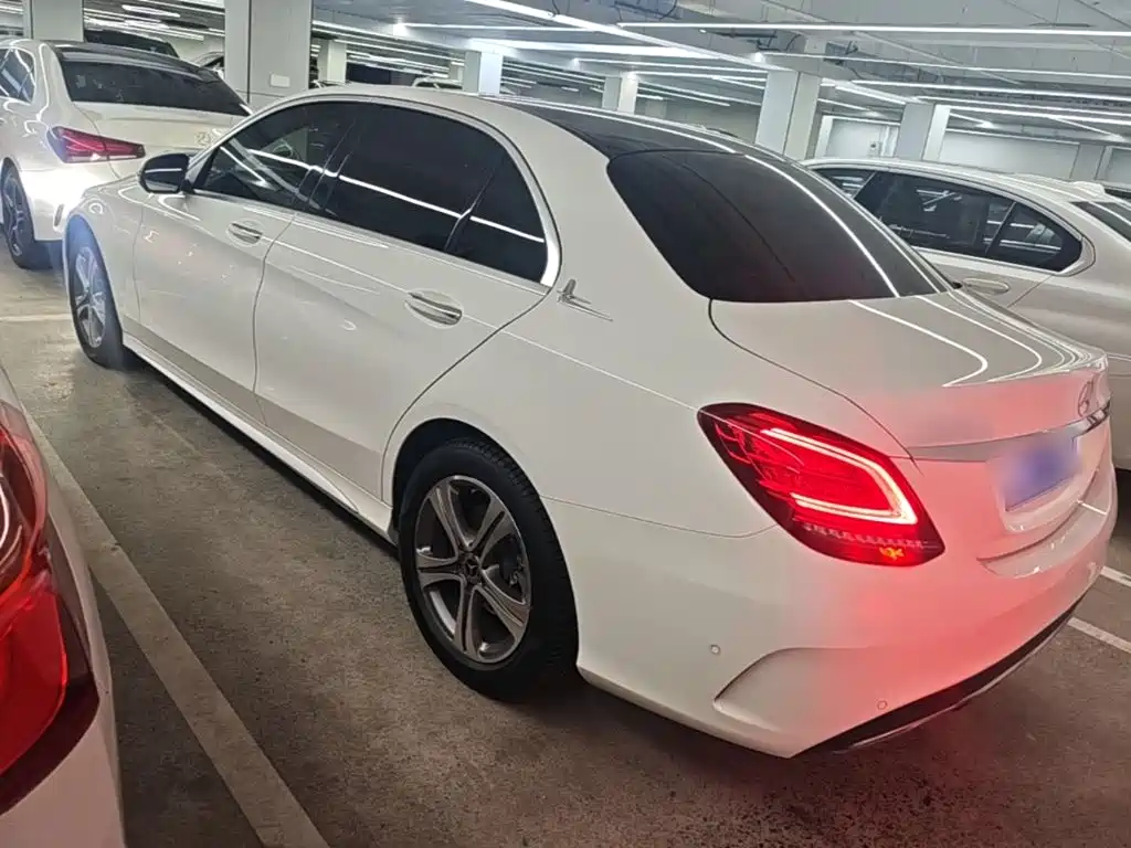 Mercedes-Benz C-Class 2020
