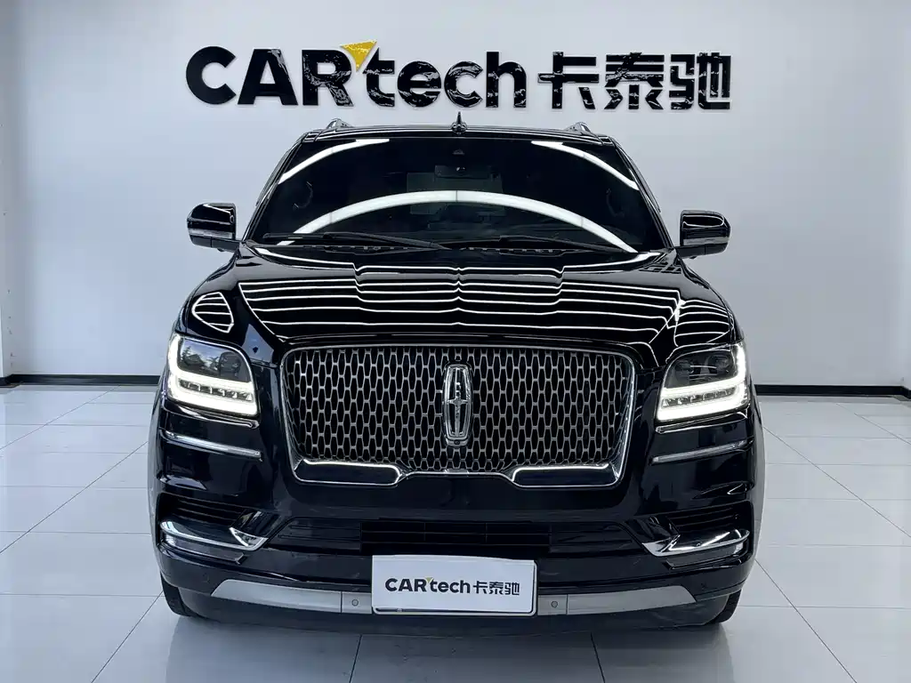 Lincoln Navigator 2021