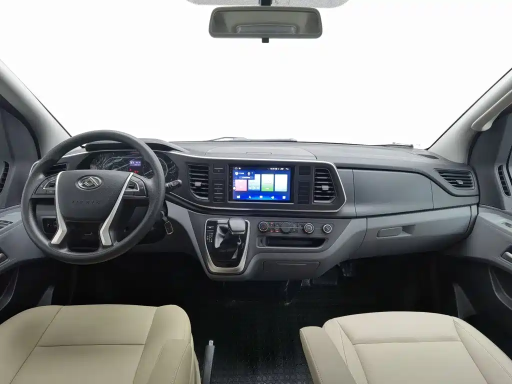 Maxus V80 2022