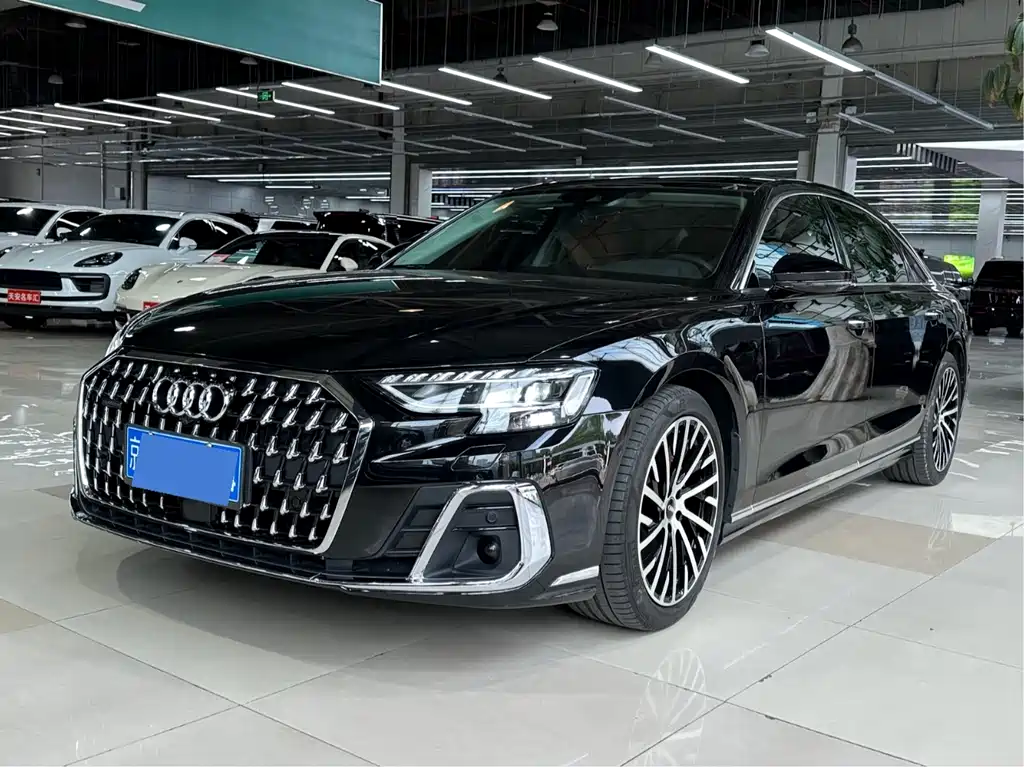 Audi A8 2024