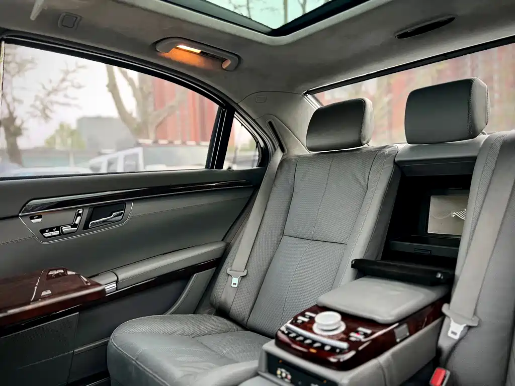 Mercedes-Benz S-Class 2007 — фото 39
