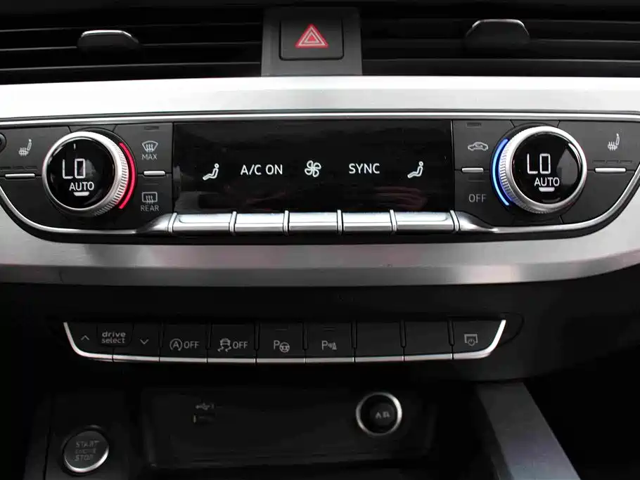 Audi A4L 2021 — фото 11