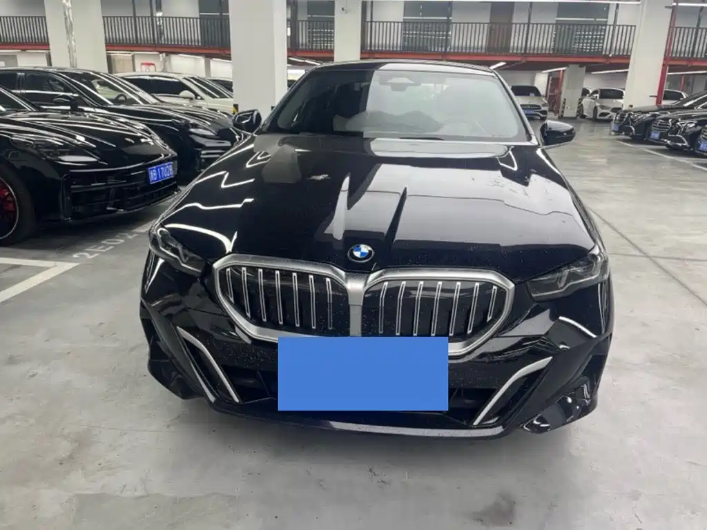 BMW 5 Series 2024