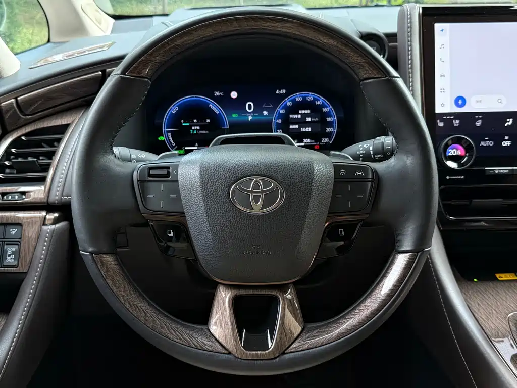 Toyota Alphard 2024 — фото 13