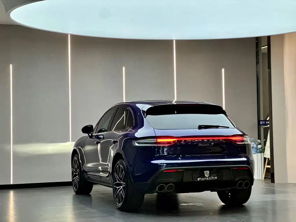 Porsche Macan 2022 — фото 11