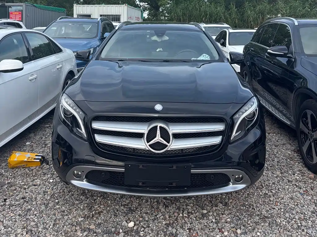 Mercedes-Benz GLA 2016