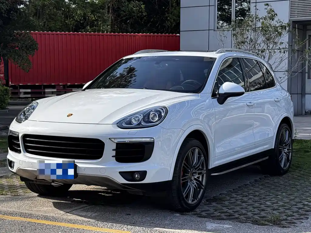 Porsche Cayenne 2016 — фото 3