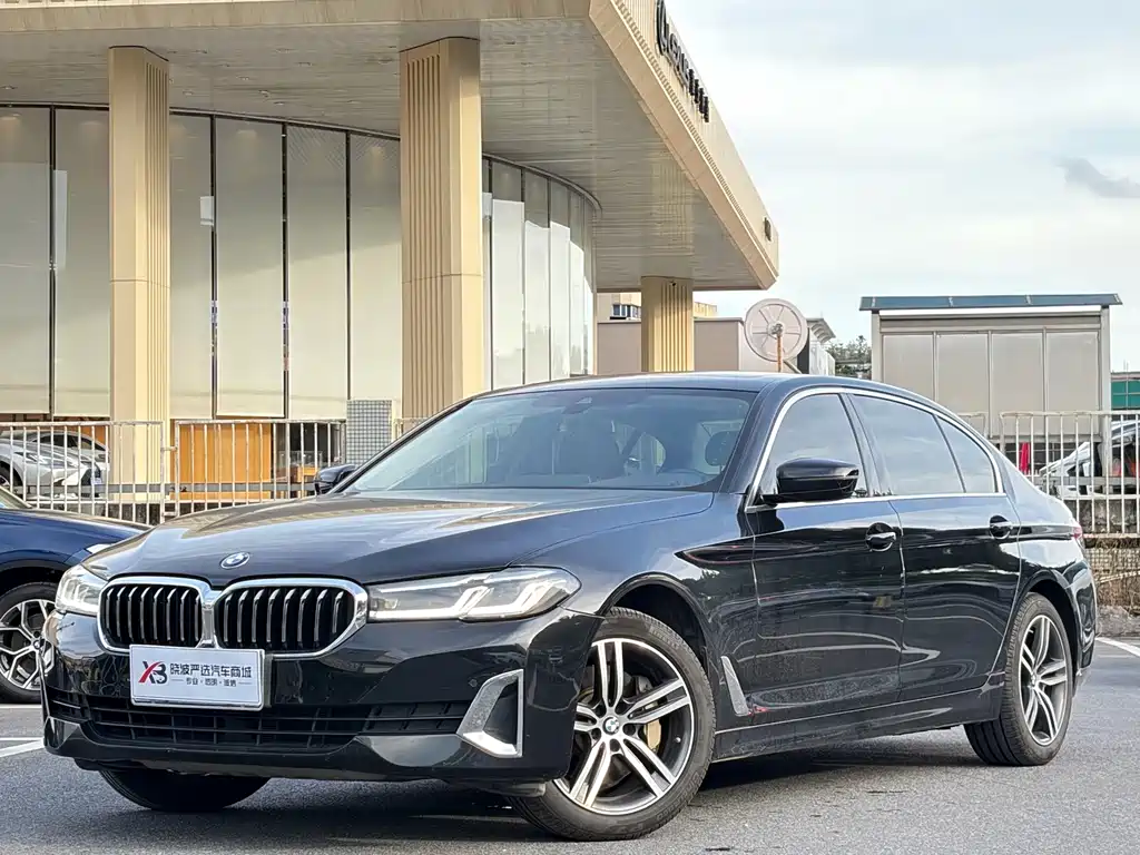 BMW 5 Series 2021