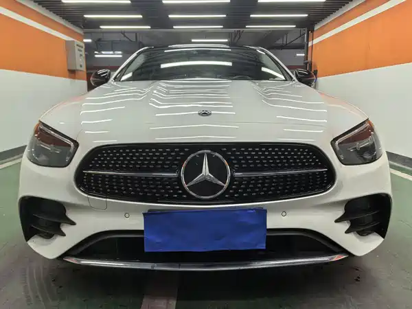 Mercedes-Benz E-Class 2021