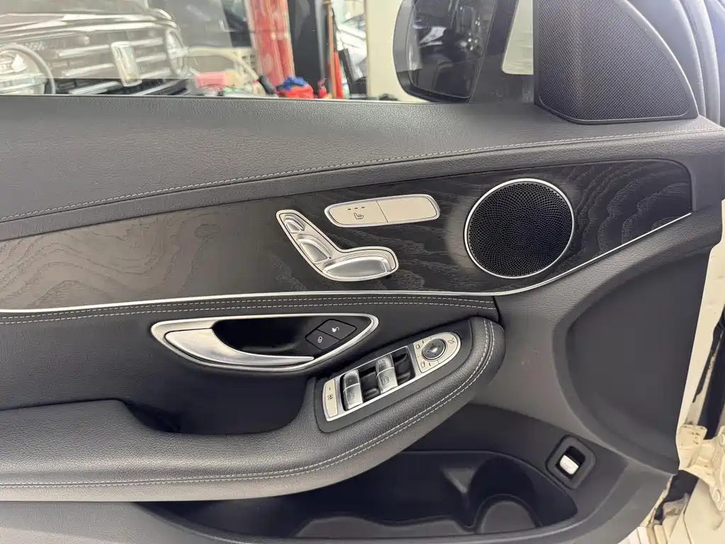 Mercedes-Benz C-Class 2016 — фото 16
