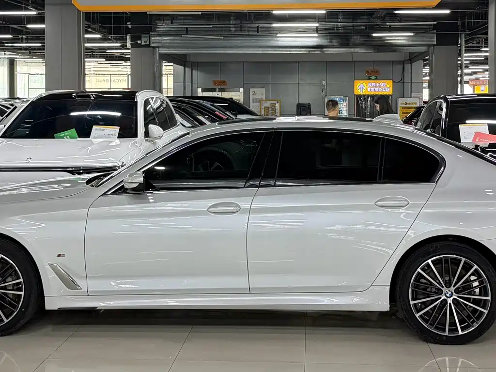 BMW 5 Series 2022