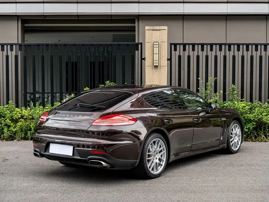 Porsche Panamera 2016 — фото 2