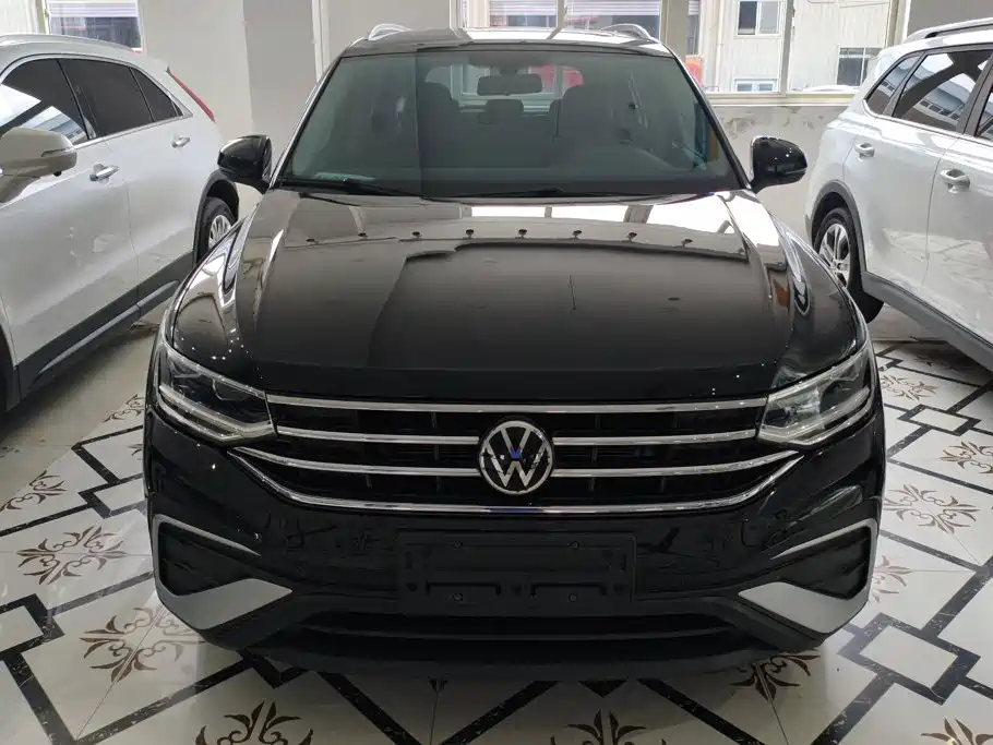 Volkswagen Tiguan L 2022