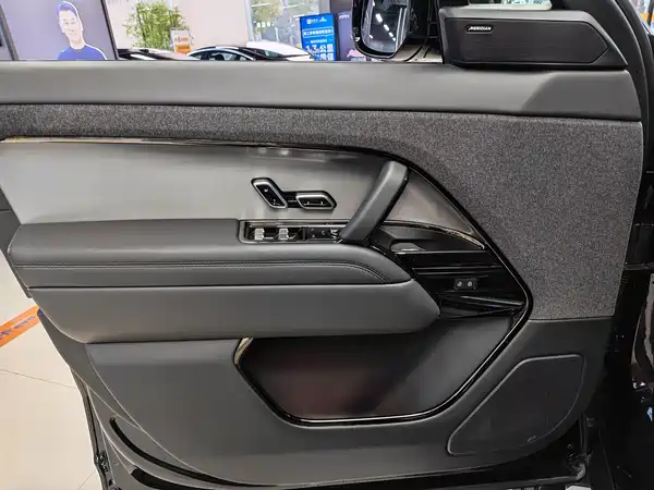 Land Rover Range Rover Sport 2023
