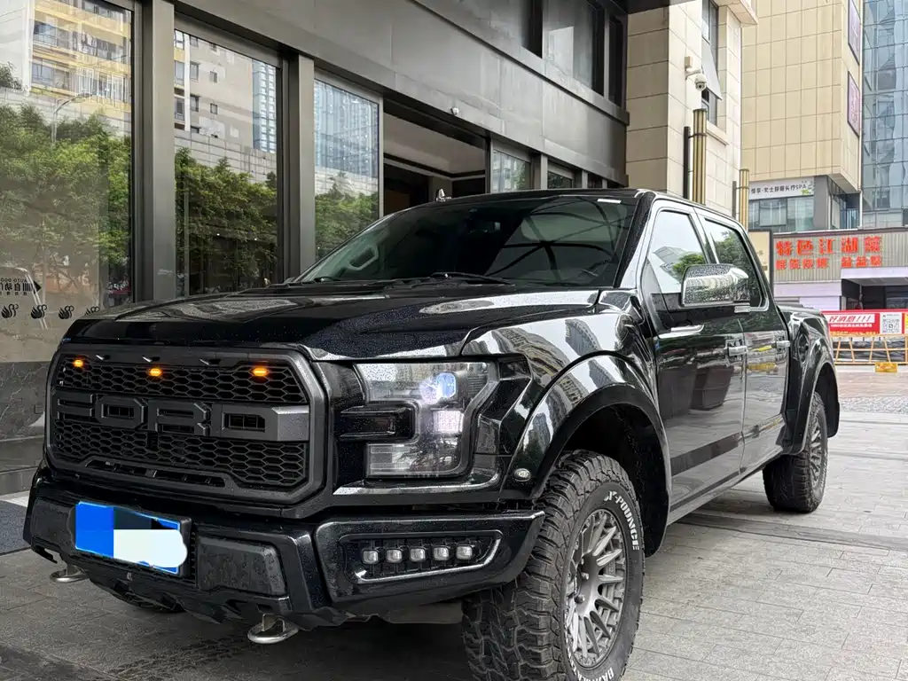 Ford F-150 Raptor 2021