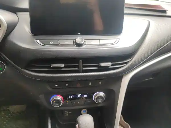 Buick Encore 2021