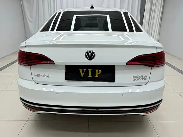 Volkswagen Bora 2023