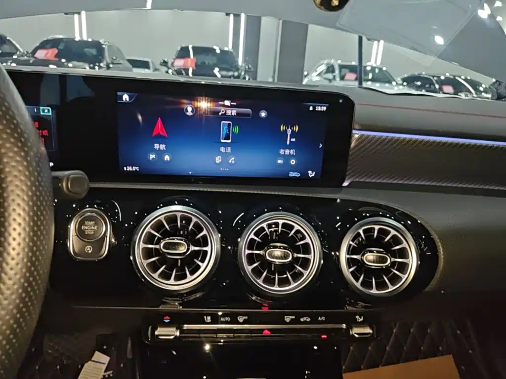 Mercedes-Benz A-Class 2023 — фото 13