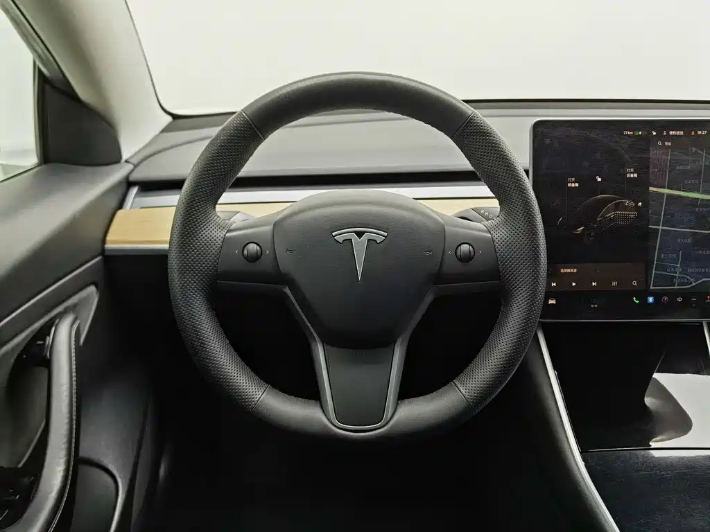 Tesla Model 3 2020 — фото 11