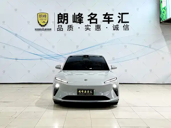 NIO ET5T 2024