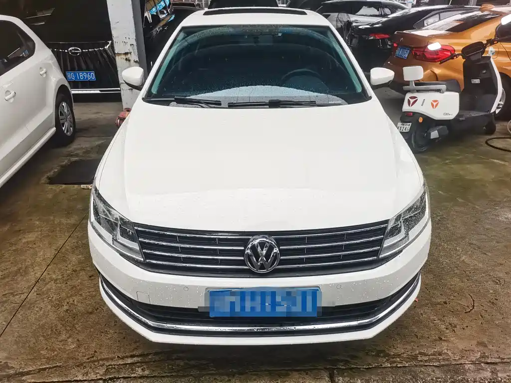Volkswagen Lavida 2016