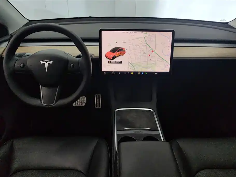 Tesla Model Y 2021 — фото 12