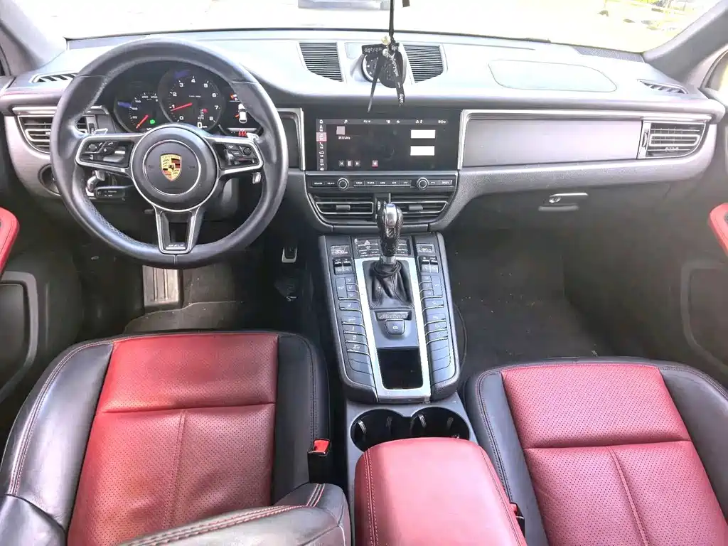 Porsche Macan 2021 — фото 5