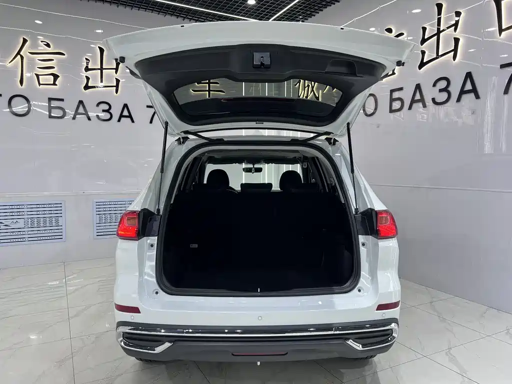 Haval M6 2023 — фото 17