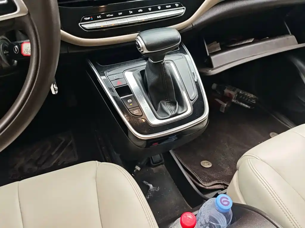 GAC Trumpchi M6 2020 — фото 14
