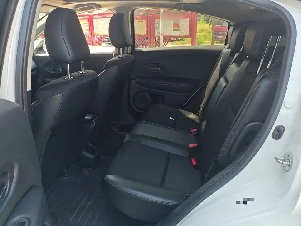 Honda Vezel 2021 — фото 15