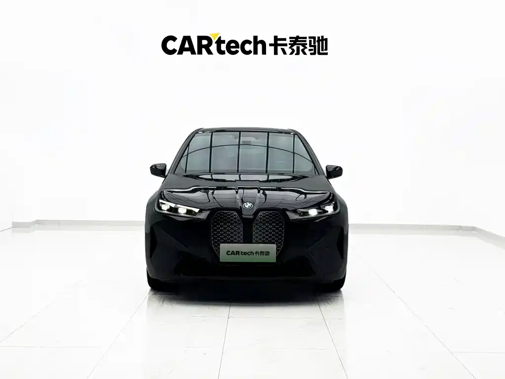 BMW iX 2023